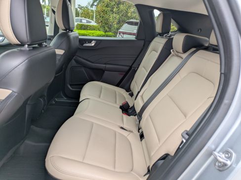 Used 2021 Ford Escape Titanium FWD image 13