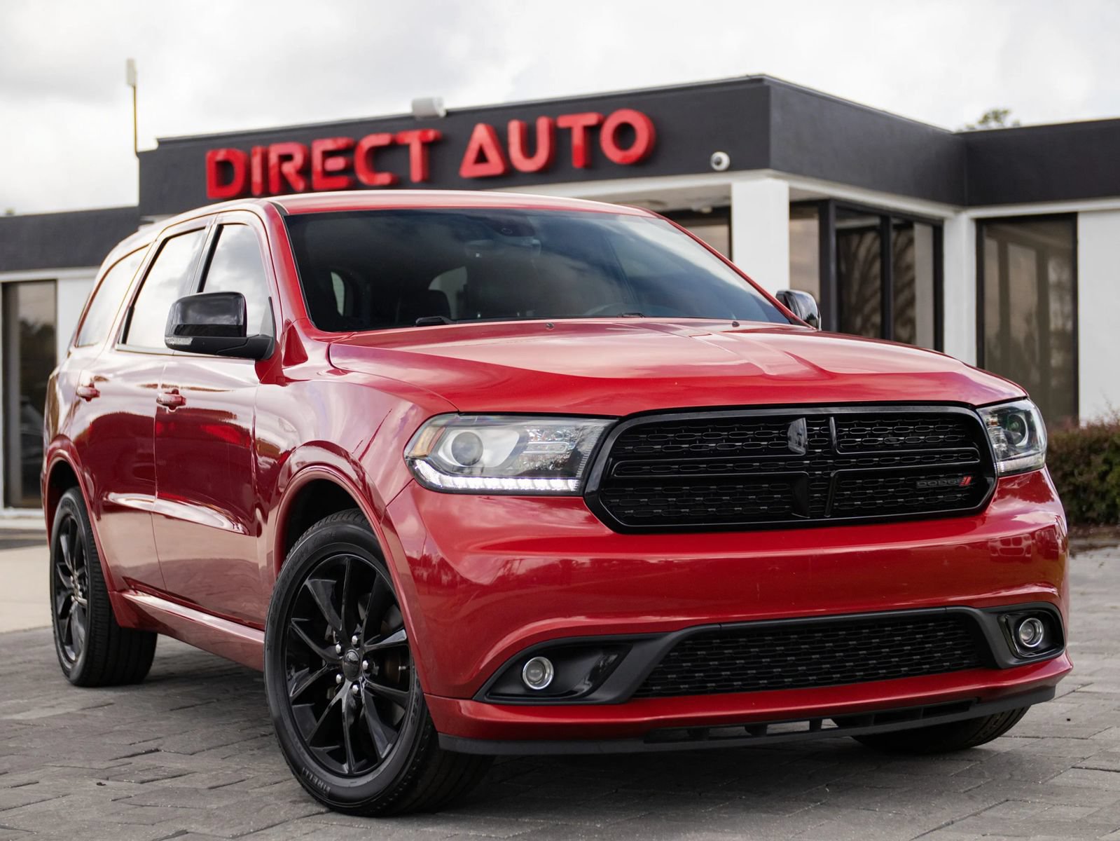 Used 2017 Dodge Durango R/T w/ Trailer Tow Group IV RWD image 1