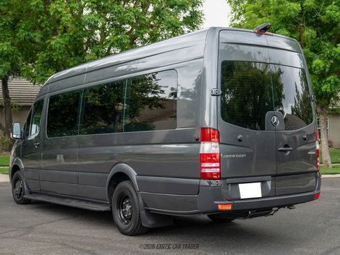 Used 2017 Mercedes-Benz Sprinter 3500 image 6