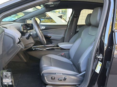 Certified 2023 Volkswagen ID.4 Pro S AWD/4WD image 15
