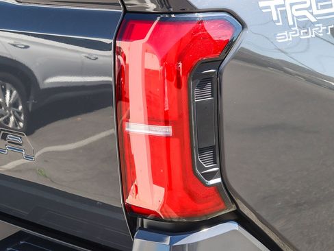 Used 2024 Toyota Tacoma TRD Sport image 13