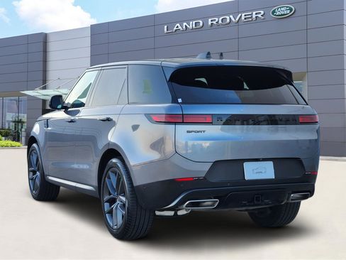 Certified 2025 Land Rover Range Rover Sport SE image 4