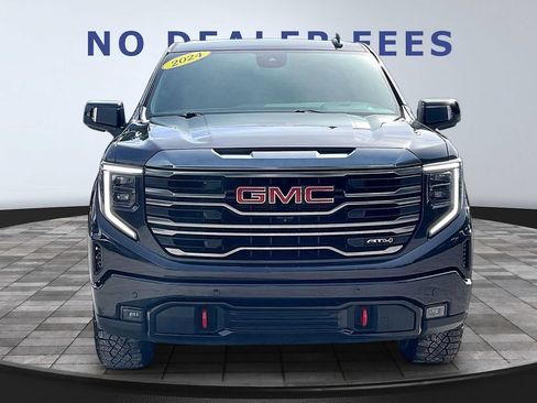 Used 2024 GMC Sierra 1500 AT4 AWD/4WD image 2