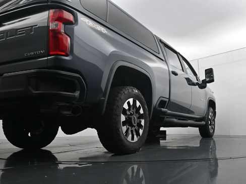 Used 2020 Chevrolet Silverado 2500 Custom w/ Custom Value Package AWD/4WD image 22