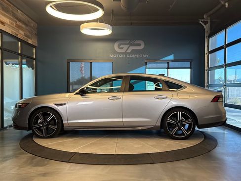 Used 2023 Honda Accord Sport image 6