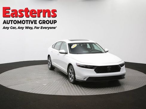 Used 2023 Honda Accord EX image 53