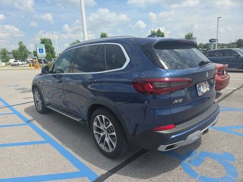 Used 2021 BMW X5 xDrive40i w/ Premium Package AWD/4WD image 6