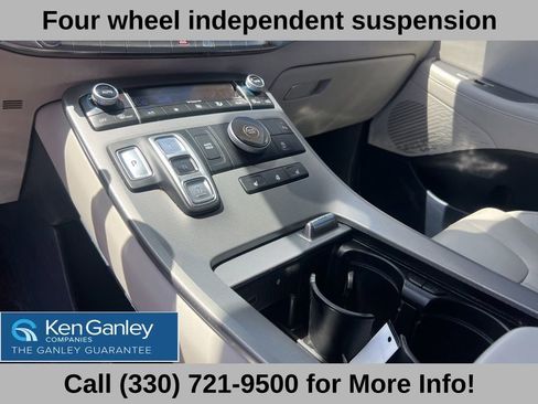 Used 2022 Hyundai Palisade SEL w/ Premium Package FWD image 34