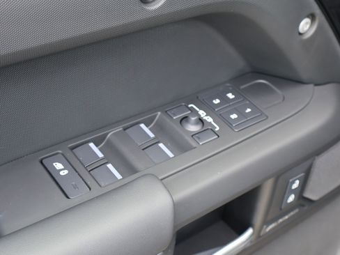 Certified 2025 Land Rover Defender 110 S AWD/4WD image 12