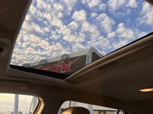 Used 2015 GMC Terrain SLT w/ Open Road Package image 18