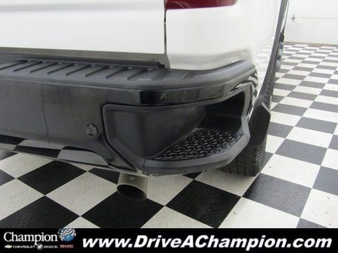 Used 2024 Chevrolet Silverado 2500 Custom w/ Custom Value Package image 12