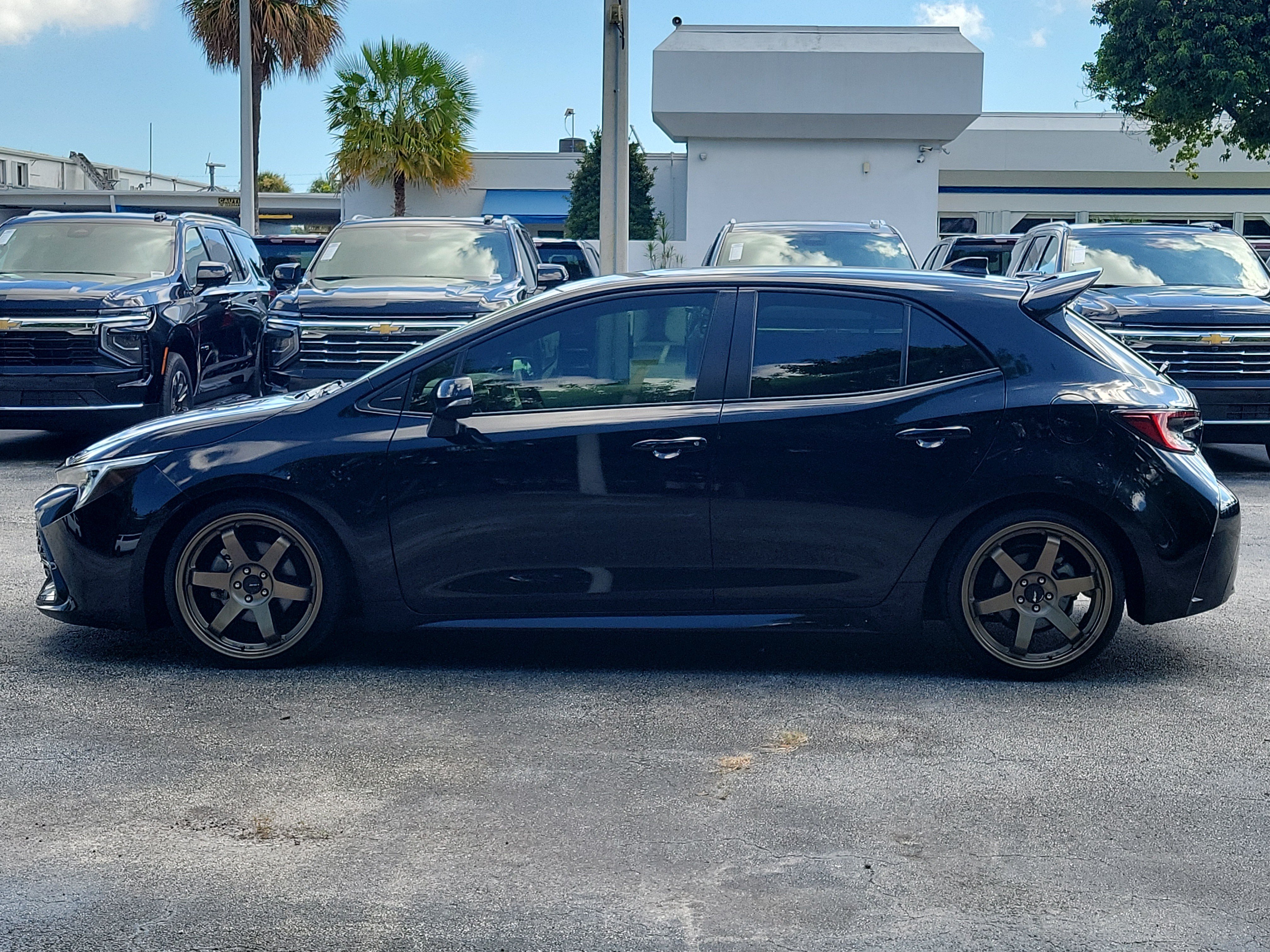 Used 2025 Toyota Corolla SE FWD image 6