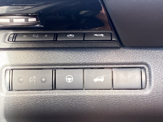 New 2026 Nissan Pathfinder SV AWD/4WD image 14