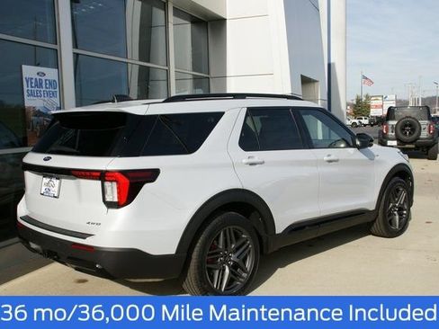 New 2026 Ford Explorer ST-Line w/ ST-Line Street Pack AWD/4WD image 3