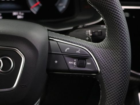 Used 2024 Audi SQ8 Prestige w/ Prestige Package image 28