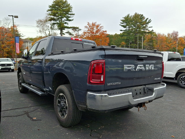 Used 2025 RAM 3500 Laramie AWD/4WD image 3