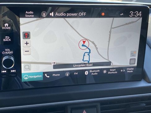 New 2025 Honda Pilot Touring image 12