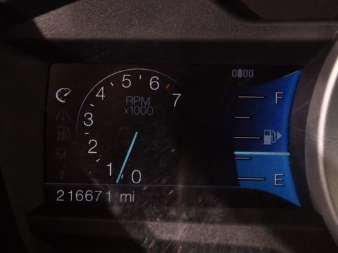 Used 2013 Ford Explorer XLT AWD/4WD image 27