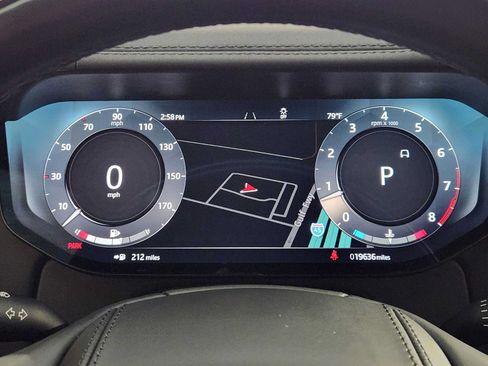 Used 2025 Land Rover Range Rover SE AWD/4WD image 15