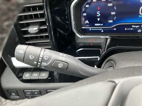 Used 2024 Chevrolet Silverado 2500 LTZ w/ LTZ Plus Package image 28