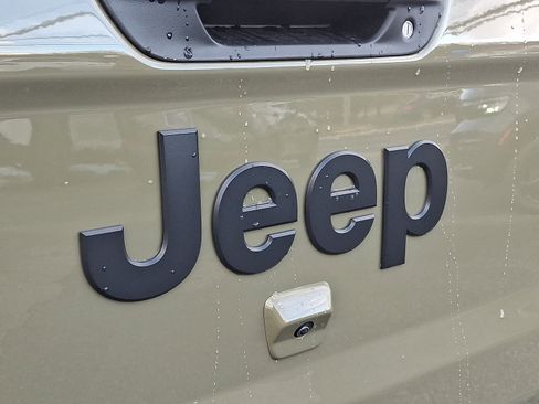 New 2026 Jeep Gladiator Sport image 22