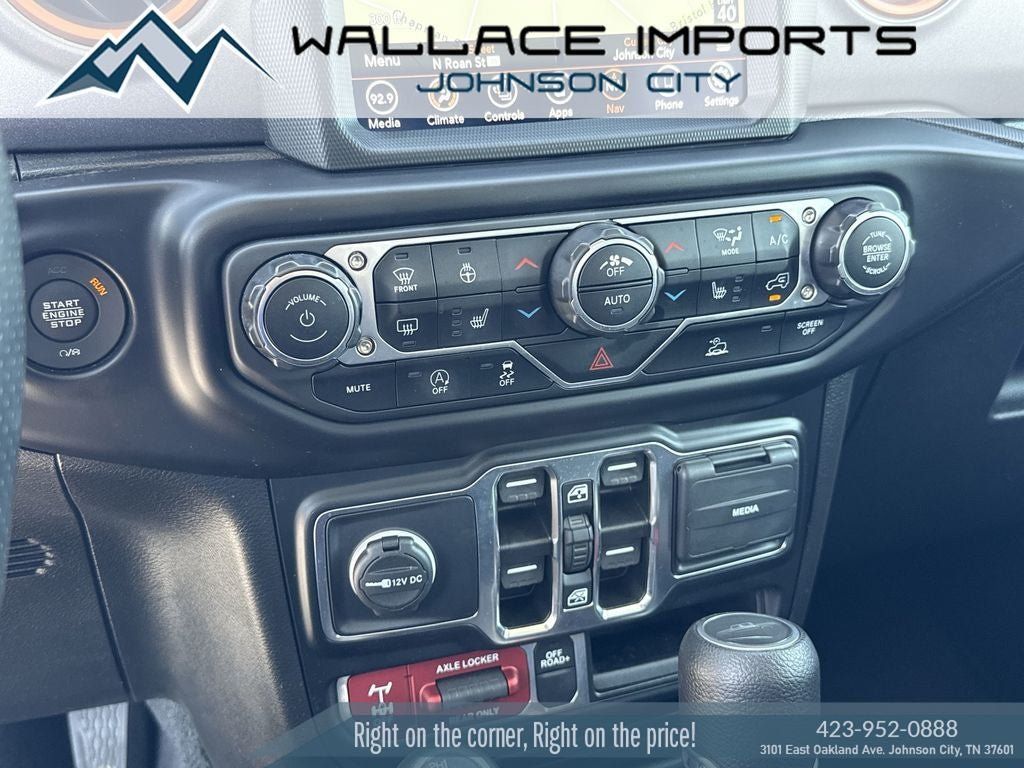Used 2022 Jeep Gladiator Mojave w/ Cold Weather Group AWD/4WD image 27