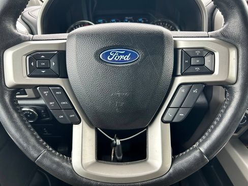 Used 2017 Ford F150 Lariat w/ Equipment Group 502A Luxury AWD/4WD image 22