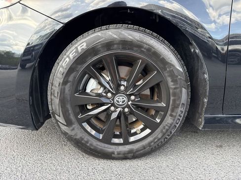 Used 2025 Toyota Camry LE FWD image 29