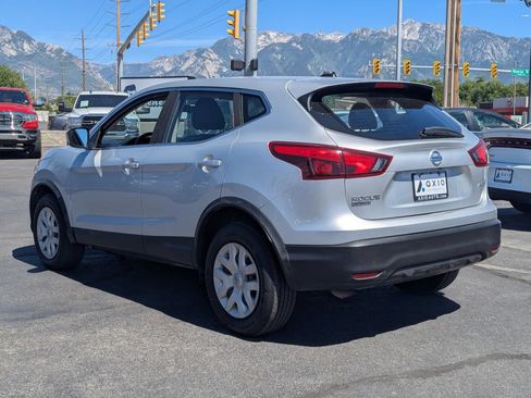 Used 2019 Nissan Rogue Sport S AWD/4WD image 7