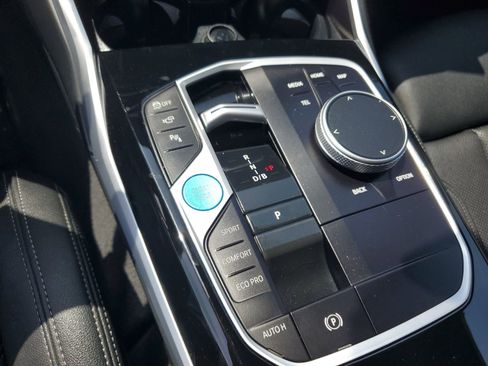 Used 2024 BMW i4 eDrive40 RWD image 27