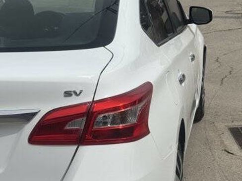 Used 2016 Nissan Sentra SV FWD image 16