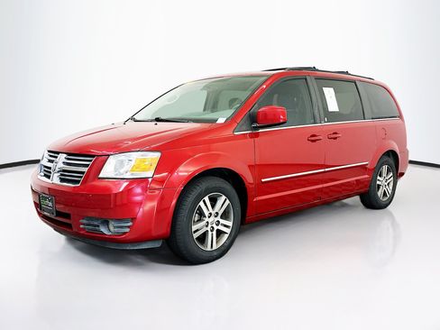 Used 2009 Dodge Grand Caravan SXT FWD image 3
