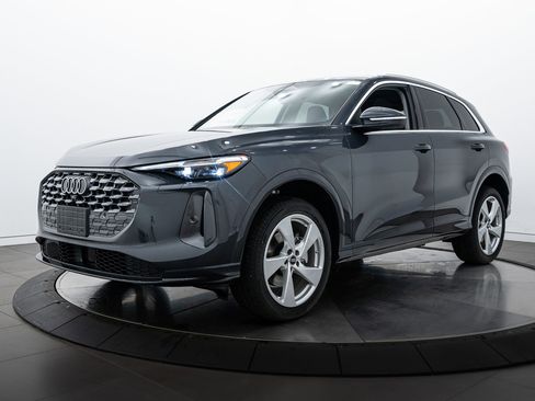 New 2025 Audi Q5 Premium Plus image 4