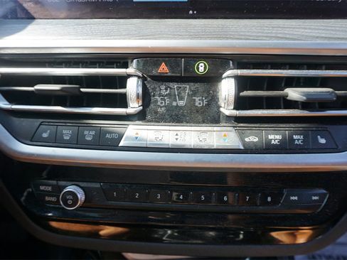 Used 2022 BMW X3 xDrive30i w/ Premium Package w/ZPA image 12