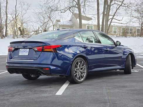 Used 2023 Nissan Altima 2.0 SR image 26