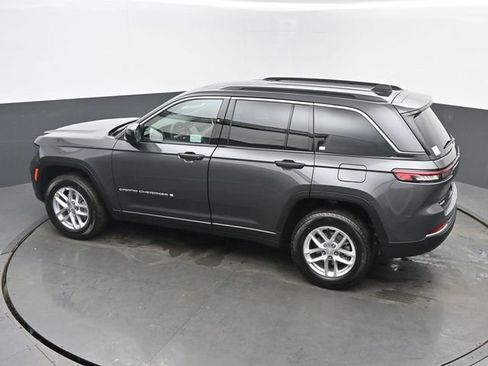 New 2026 Jeep Grand Cherokee Laredo X AWD/4WD image 40