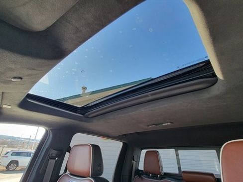 Used 2024 GMC Sierra 3500 Denali Ultimate image 57