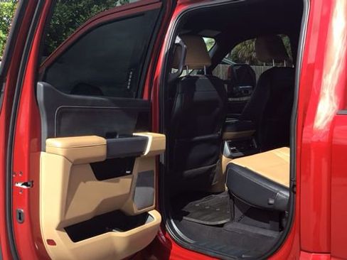 Used 2023 Ford F250 Lariat w/ Tremor Off-Road Package image 11