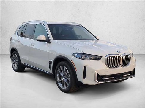 New 2026 BMW X5 xDrive50e AWD/4WD image 7