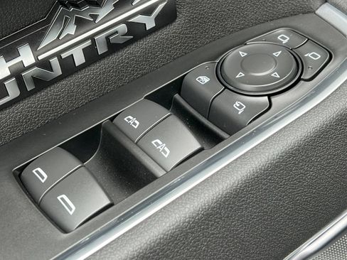 New 2026 Chevrolet Silverado 1500 High Country w/ Technology Package AWD/4WD image 19