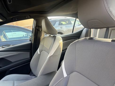 Certified 2025 Toyota Camry SE w/ Convenience Package image 11