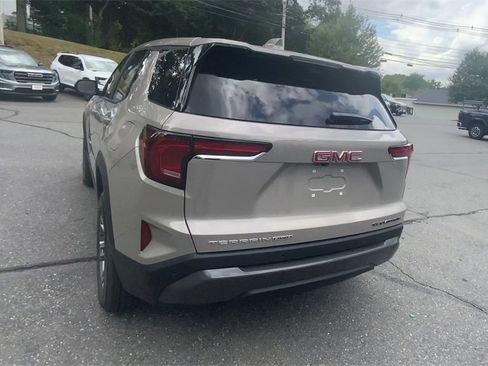 New 2026 GMC Terrain Elevation w/ Technology Package II image 7