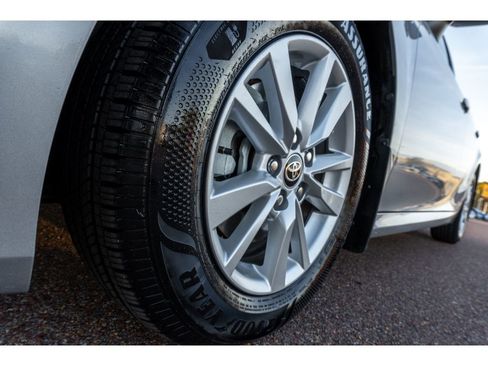 Used 2025 Toyota Camry LE image 9