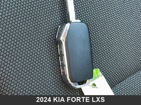 Certified 2024 Kia Forte LXS w/ LXS Technology Package image 26