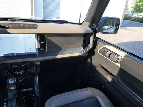 Used 2024 Ford Bronco Wildtrak AWD/4WD image 13