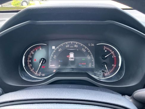 Used 2024 Toyota RAV4 XLE FWD image 25
