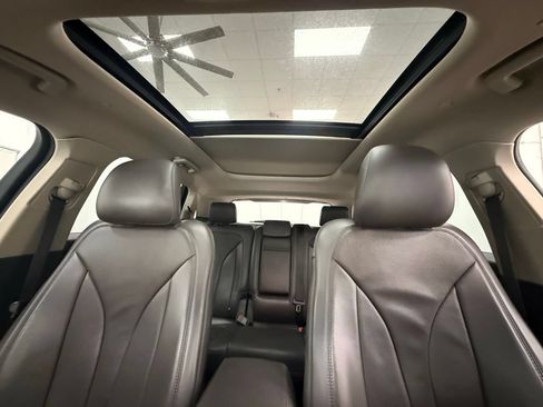 Used 2019 Lincoln Nautilus Reserve FWD image 16