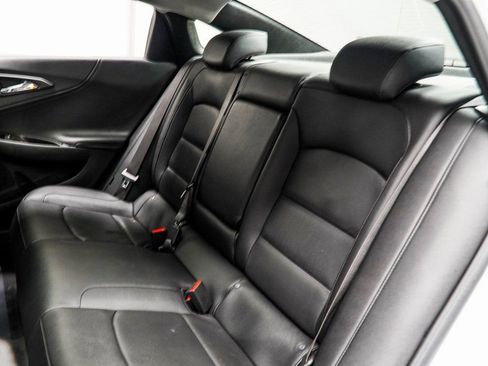 Used 2024 Chevrolet Malibu LT FWD image 38