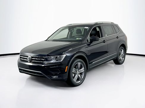 Used 2020 Volkswagen Tiguan SEL image 1