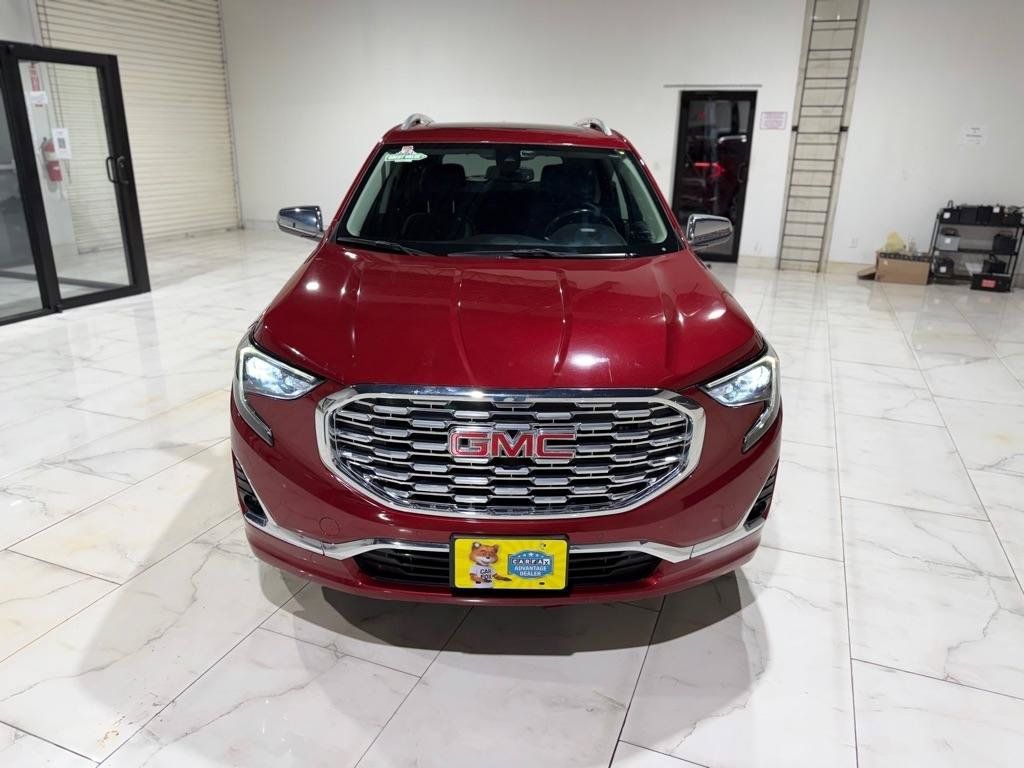 Used 2020 GMC Terrain Denali FWD image 2